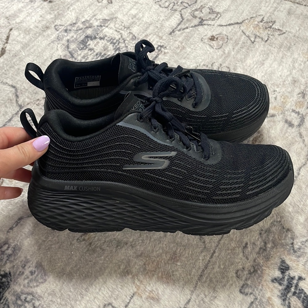Black Skechers Go run-Washable